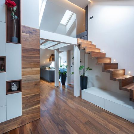 Authentic City Stay Любляна Екстериор снимка