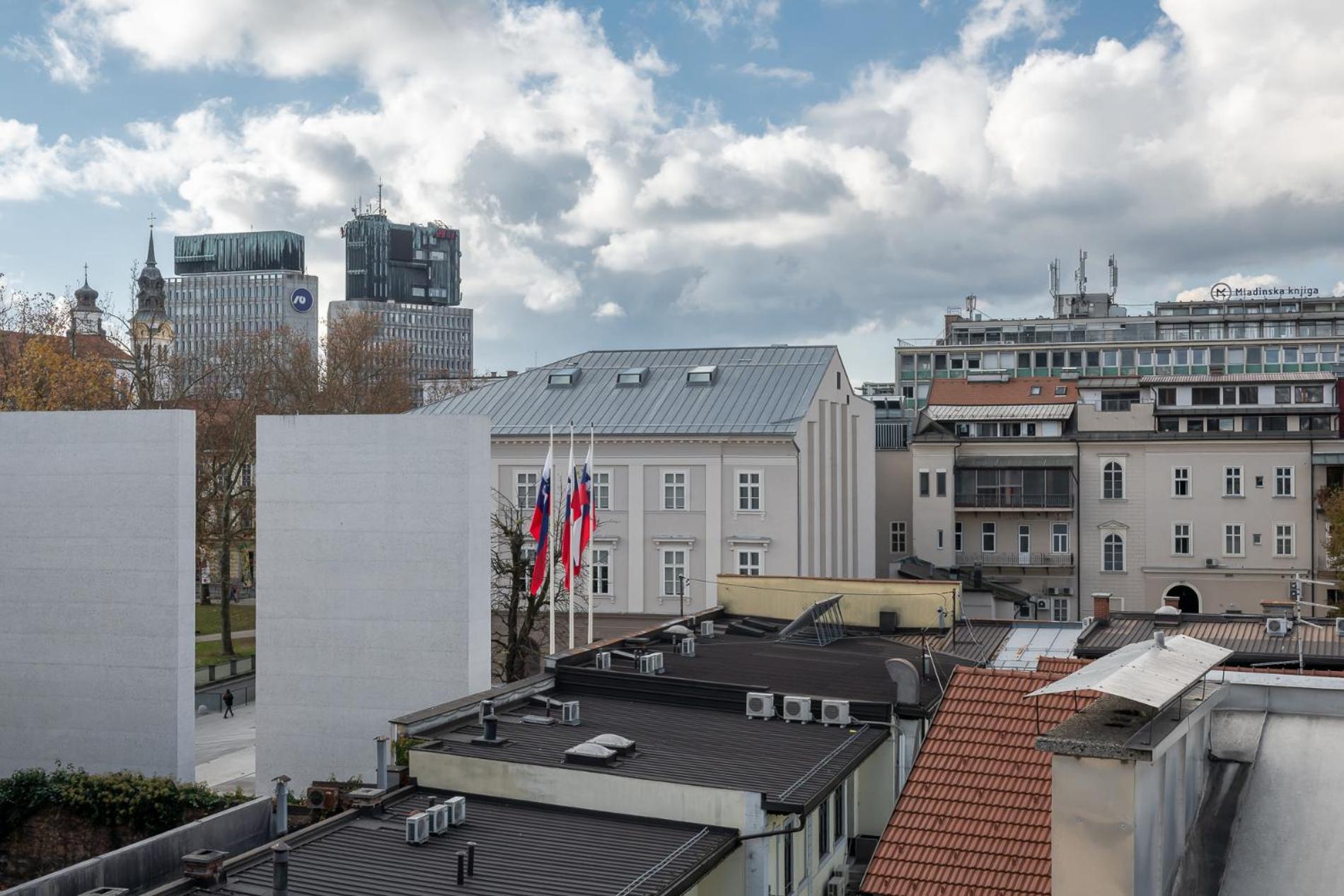 Authentic City Stay Любляна Екстериор снимка